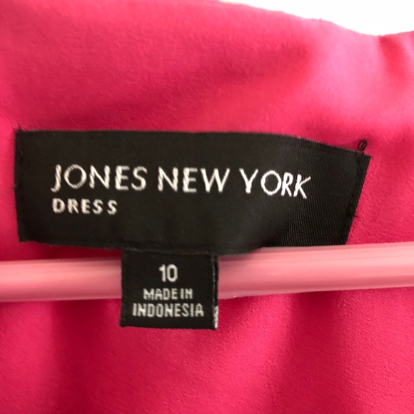 Jones New York Ladies hot pink fashion dress. - Picture 8 of 8